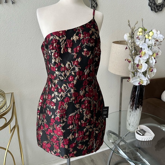 Lulu's Black Red Floral Jacquard One-Shoulder Mini Dress Sz M cocktail prom - Picture 1 of 6